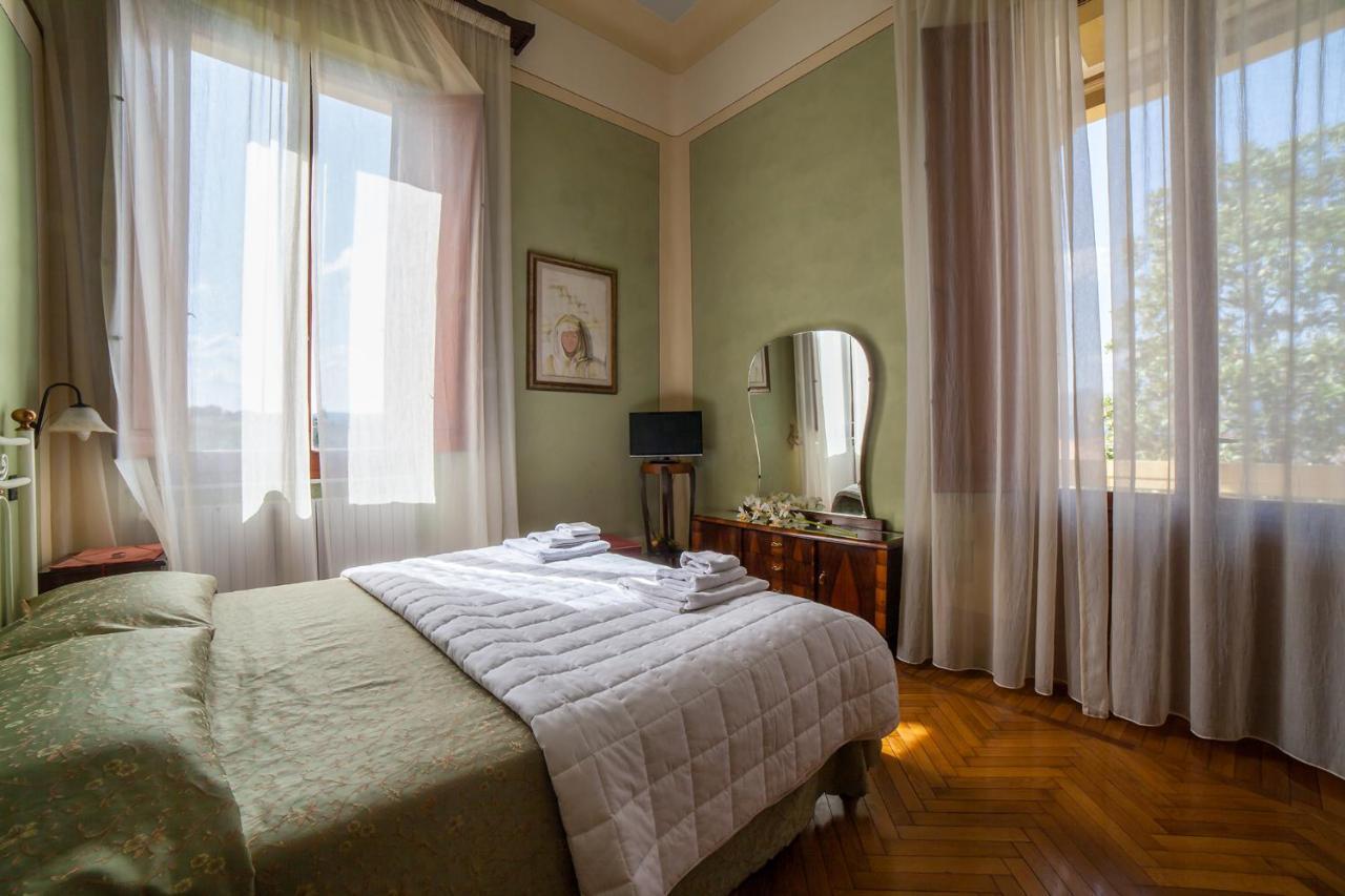 Deluxe Double Room with Balcony,1196441635:JPEG